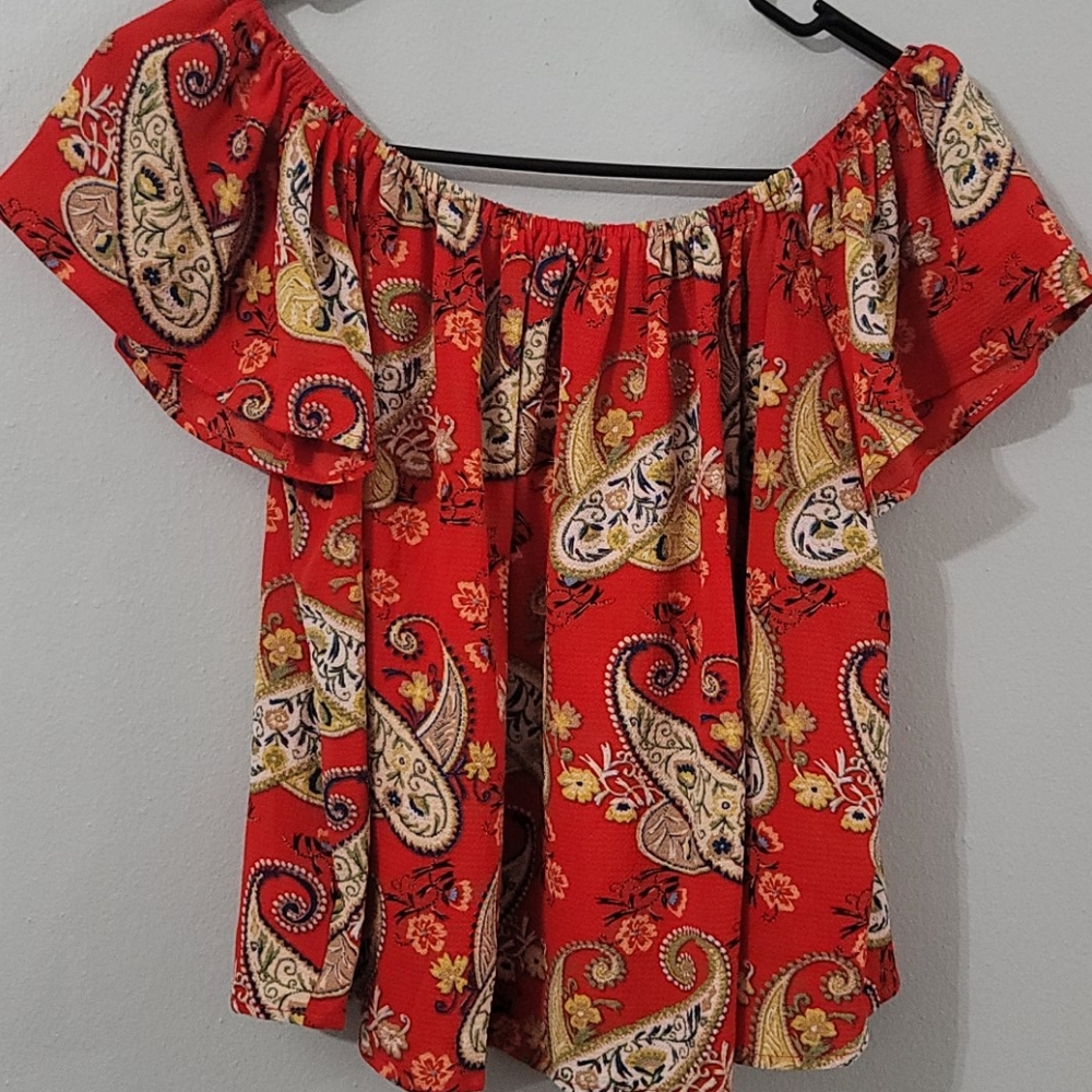 NWOT, Timing off shoulders red blouse with print